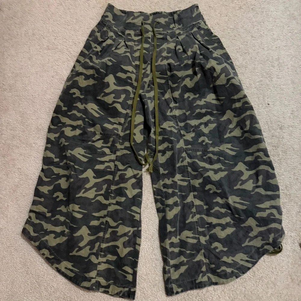 Women's Camouflage Flare Pants - Picture 2 of 4